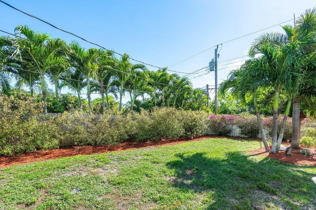 Photo of 18946 SE Southgate Drive