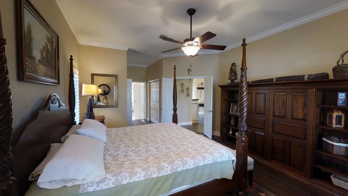 Photo of 11331 Edgewater Circle