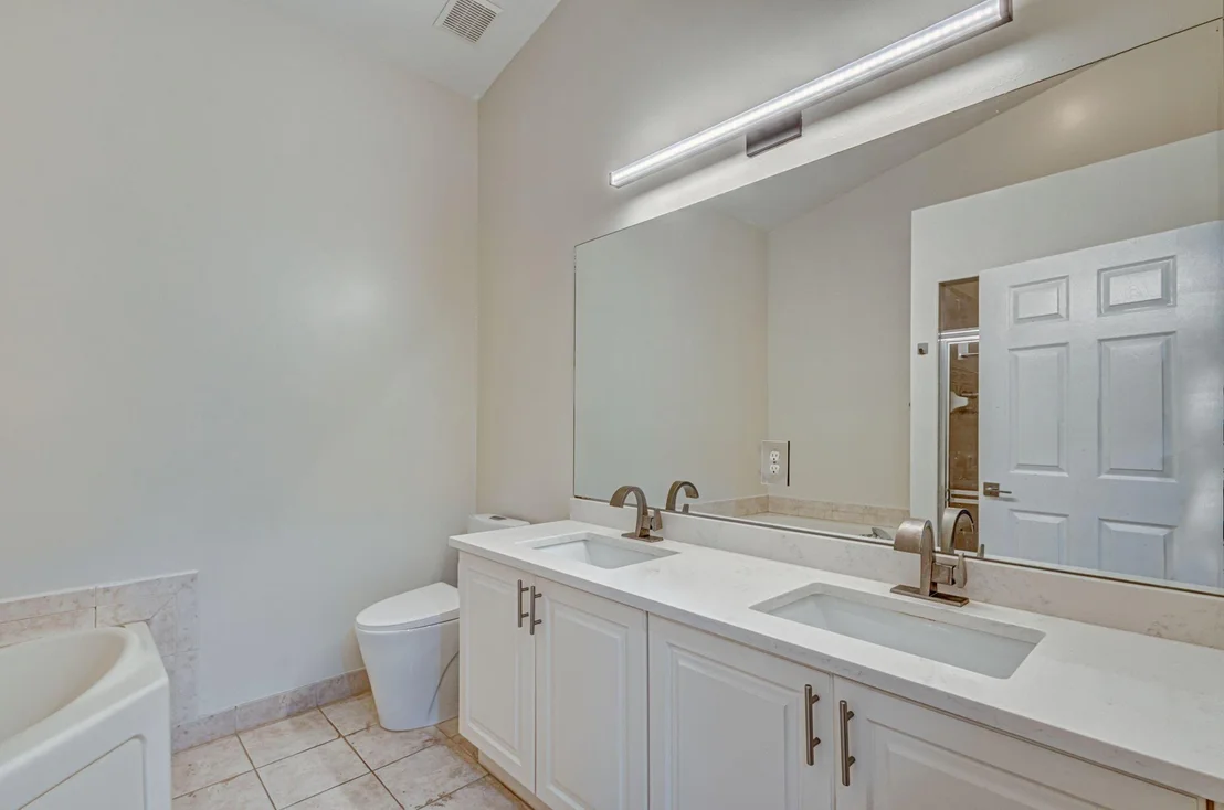 Photo of 386 Coral Trace Lane