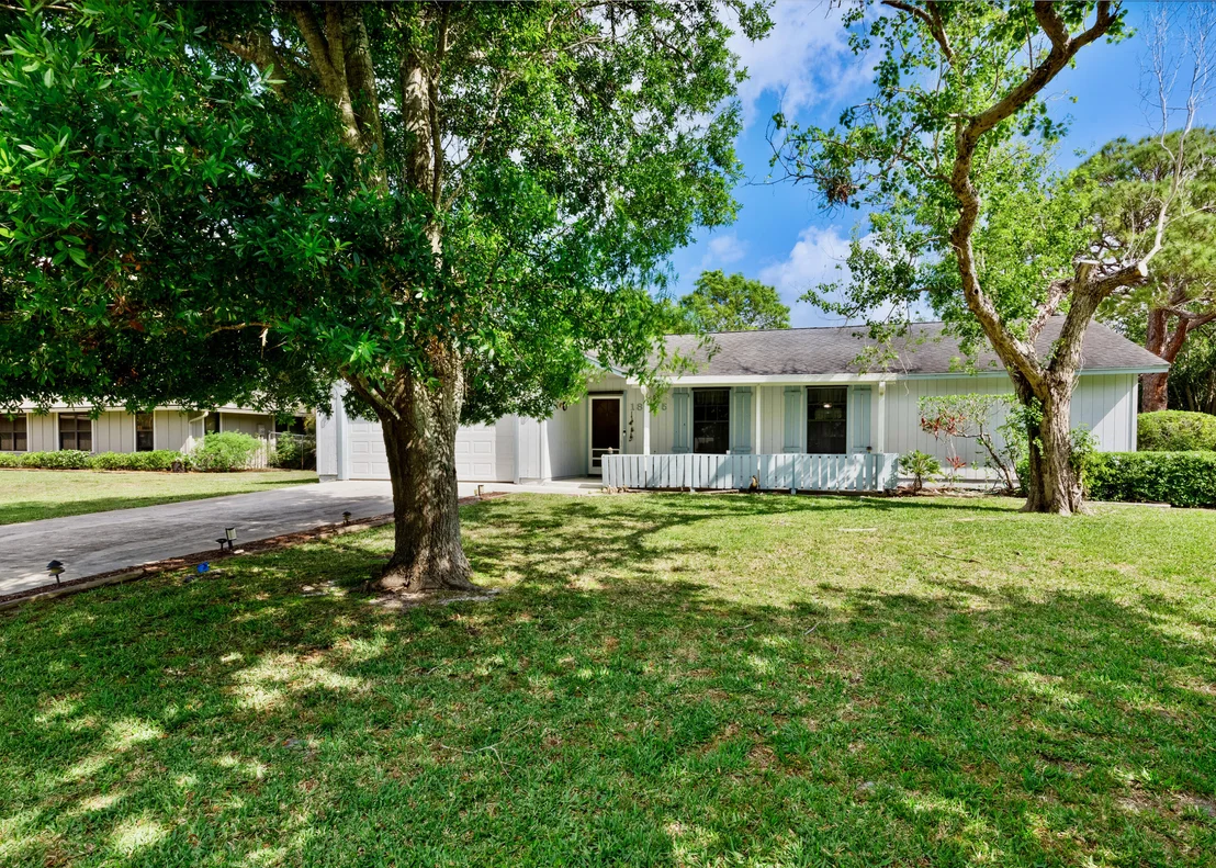 Photo of 18375 Oak Leaf Court