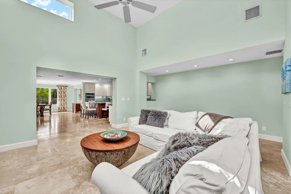 Photo of 471 N Juno Lane