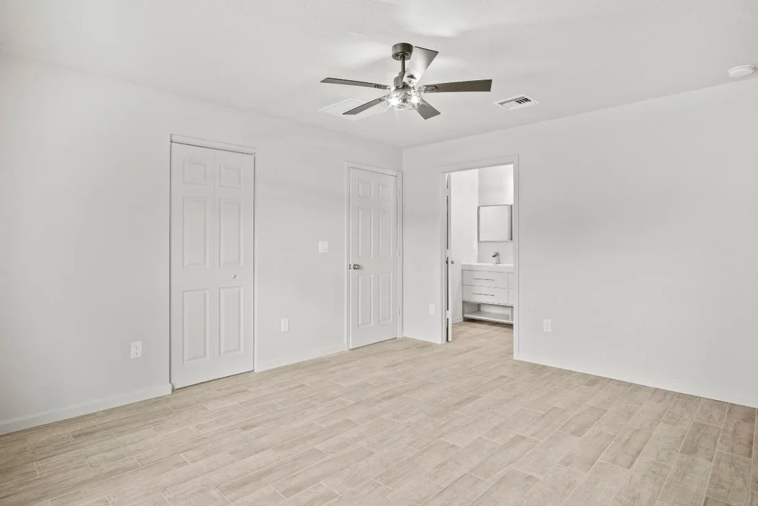 Photo of 3848 NW 19th Avenue