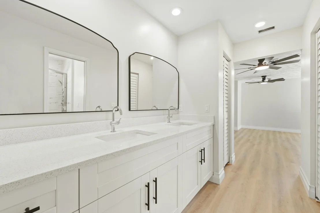 Photo of 4800 MYRTLE Drive
