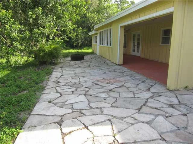 Photo of 15696 Ferris Place