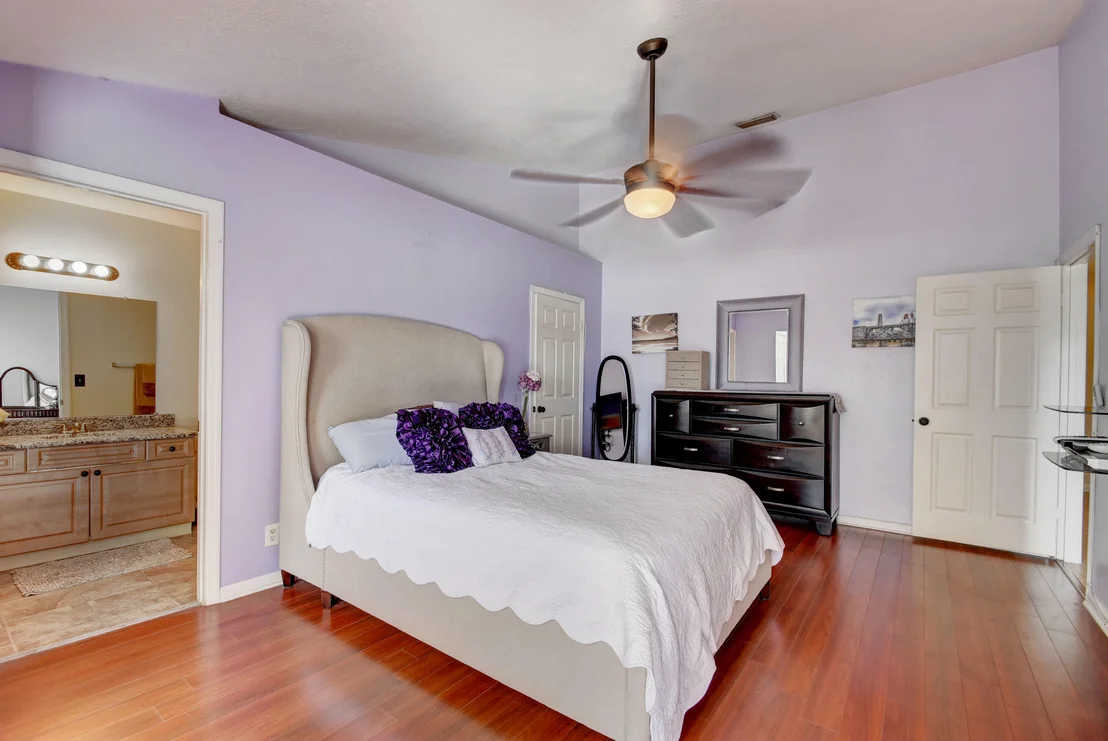 Photo of 1844 Edgewater Drive