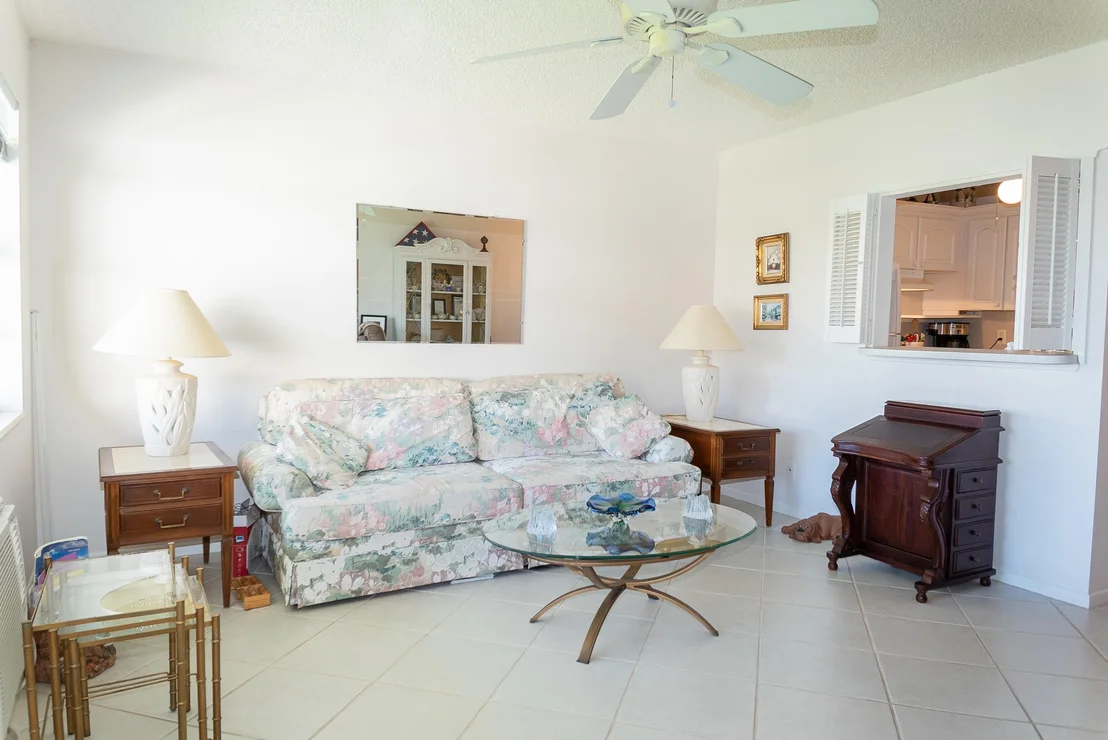 Photo of Unit 310 at 150 Horizons E