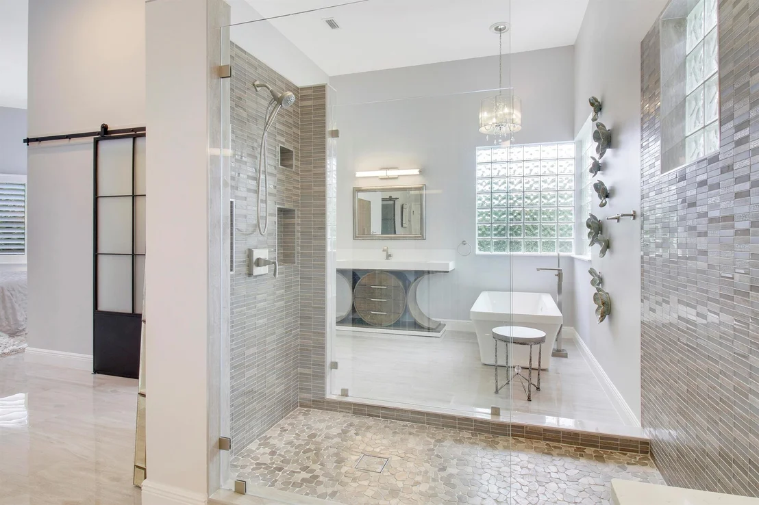 Photo of 7606 La Corniche Circle