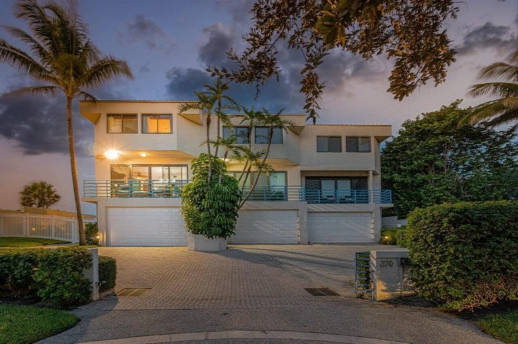 Photo of Unit 1 at 370 Mercury Road