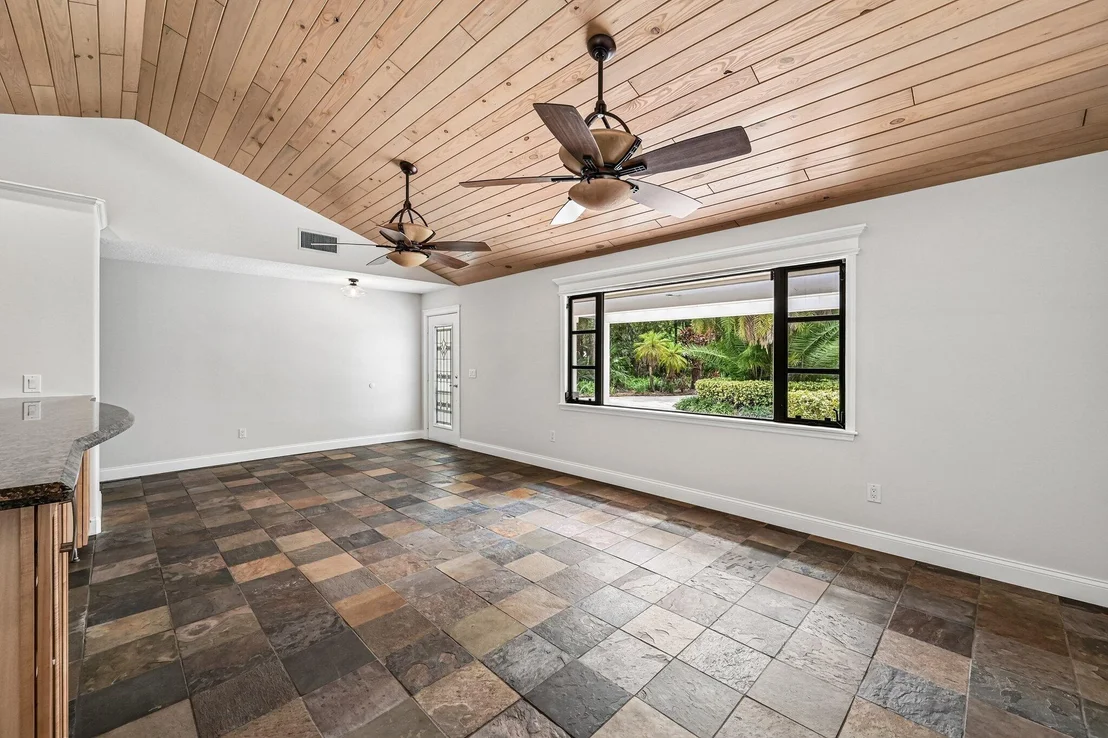 Photo of 16700 96th Terrace N