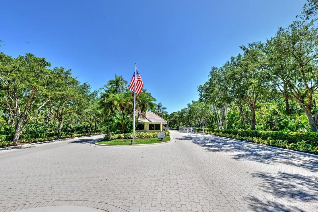 Photo of 7172 SE Seagate Lane