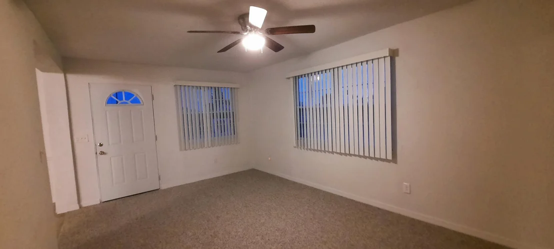 Photo of 1067 Elm Street