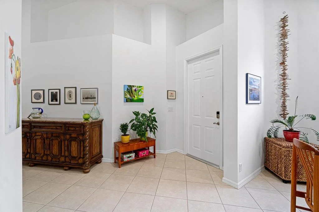 Photo of 15209 Ixora Road