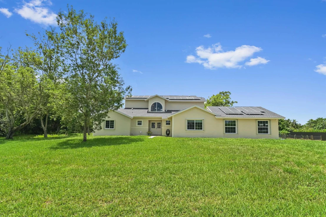 Photo of 17674 33rd Road N
