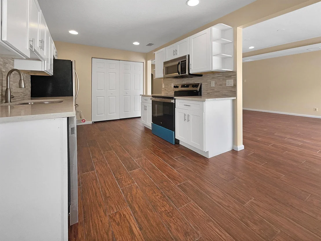Photo of 4491 SE Murray Cove Circle