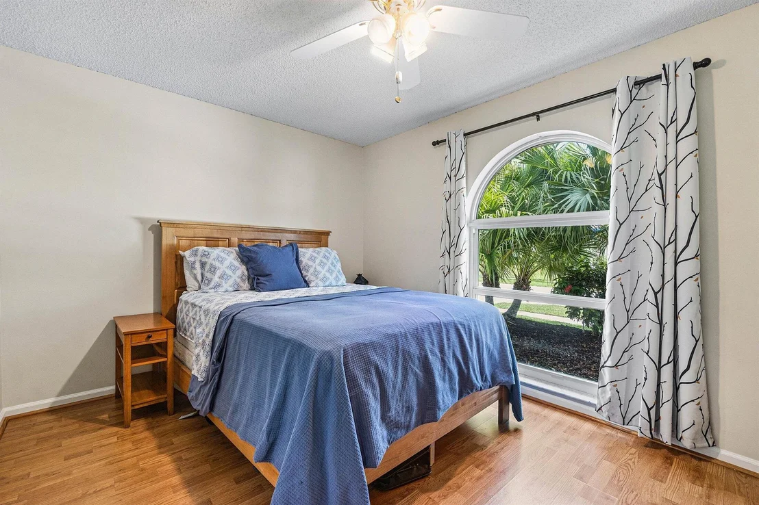 Photo of 5155 Rosen Boulevard