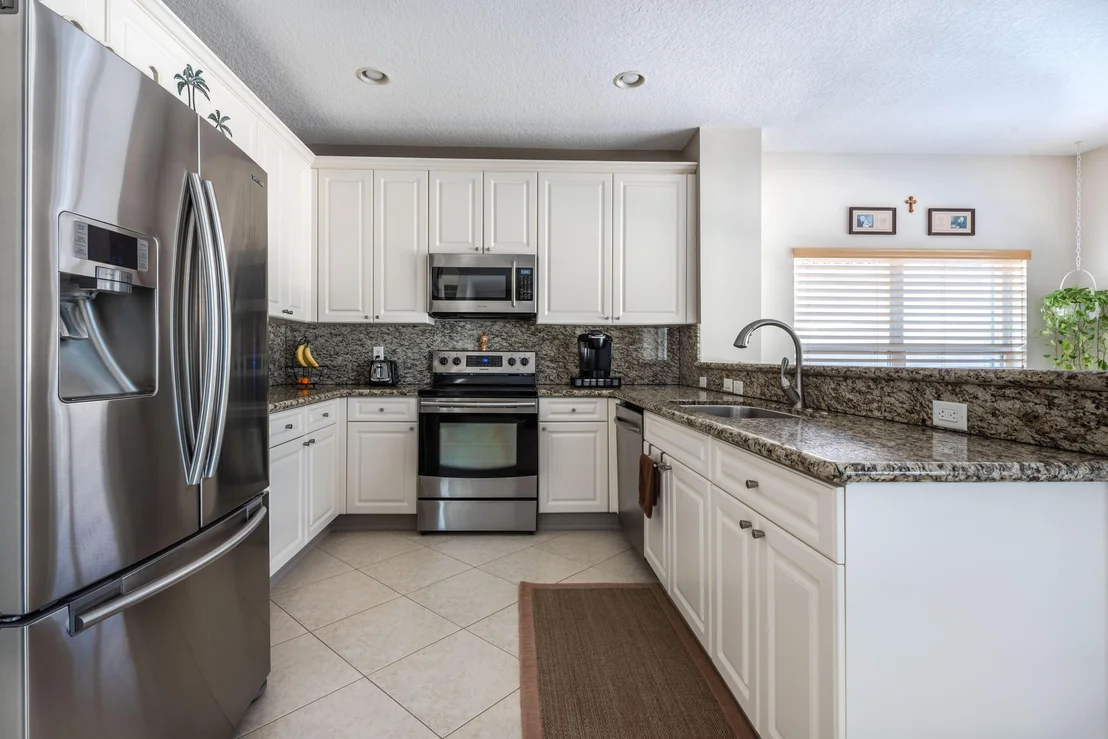 Photo of 6869 Hendry Drive