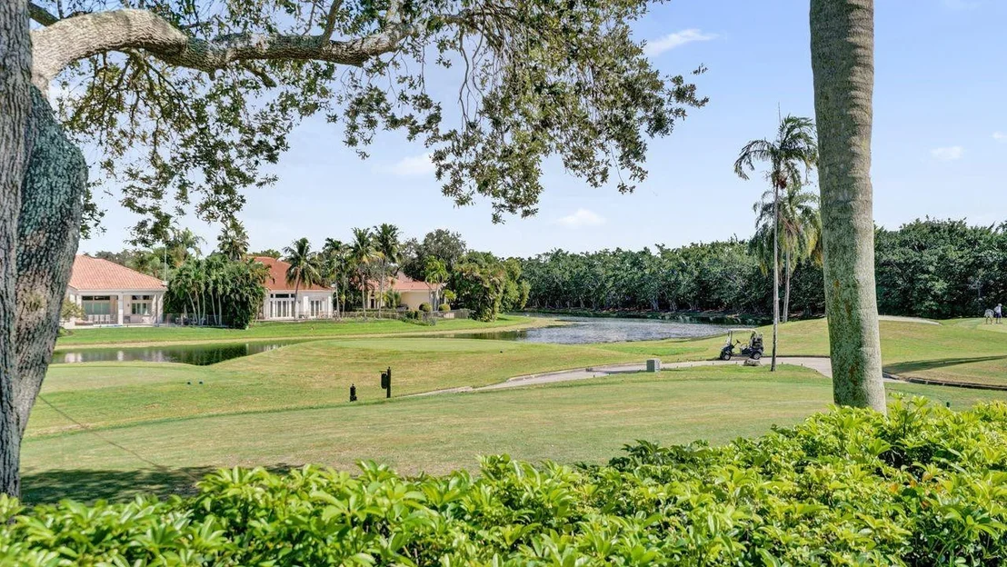 Photo of 2760 Pinehurst
