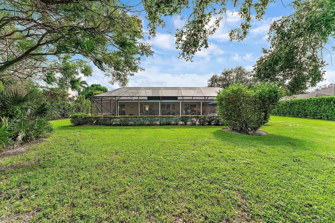 Photo of 138 SE Turtle Creek Drive