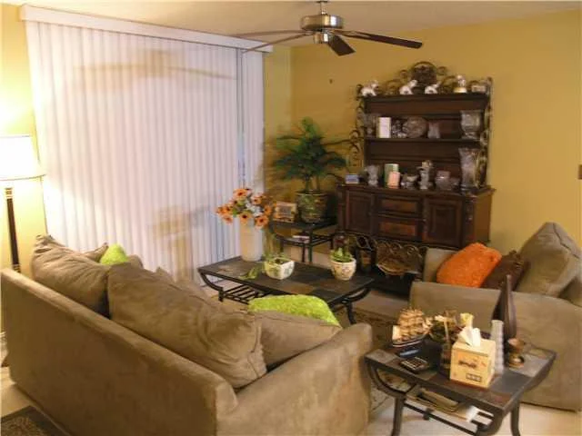 Photo of Unit 3101 at 921 Lyons Road