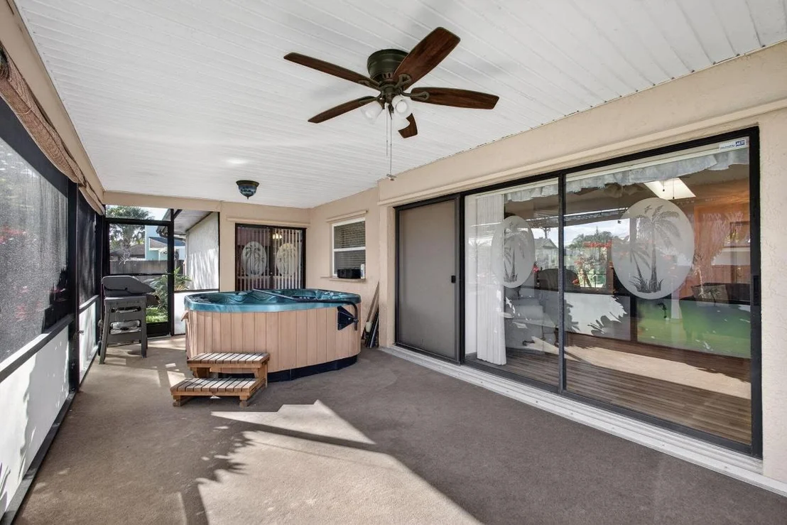 Photo of 5216 Palm Drive