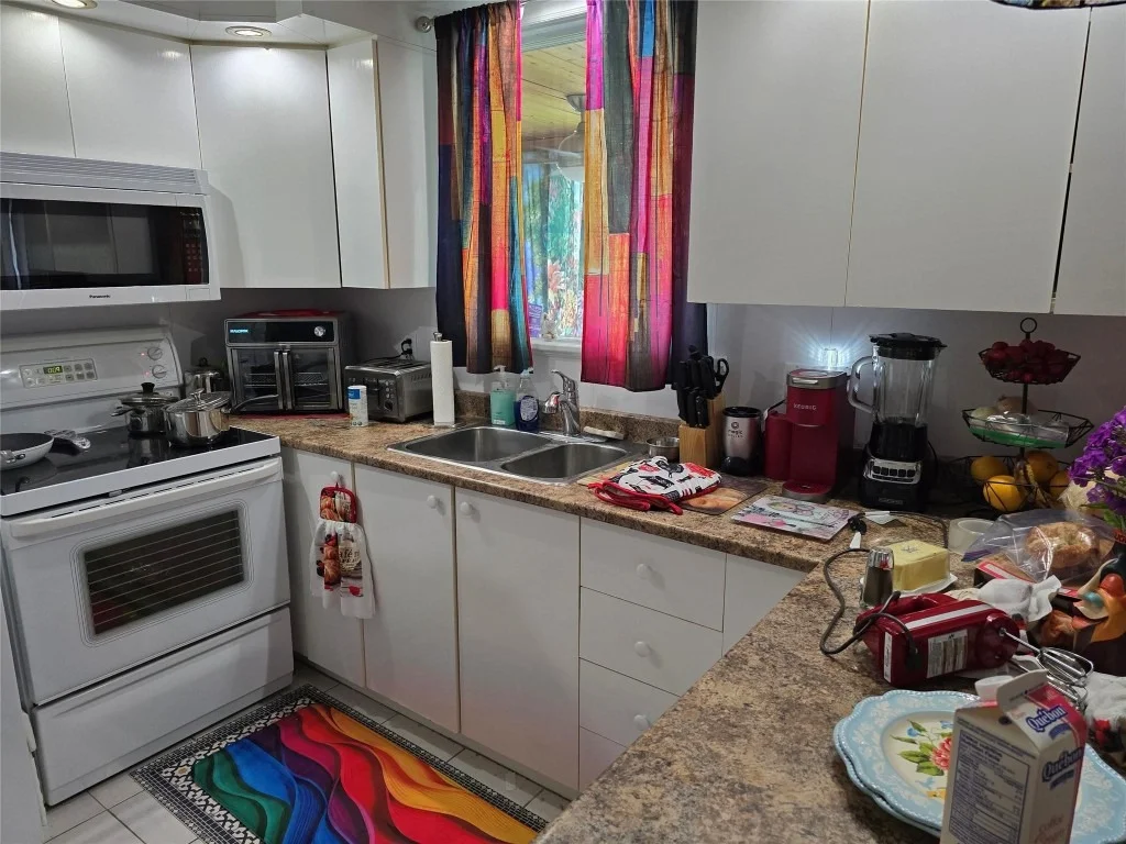 Photo of 6975 S Blvd.de Lane