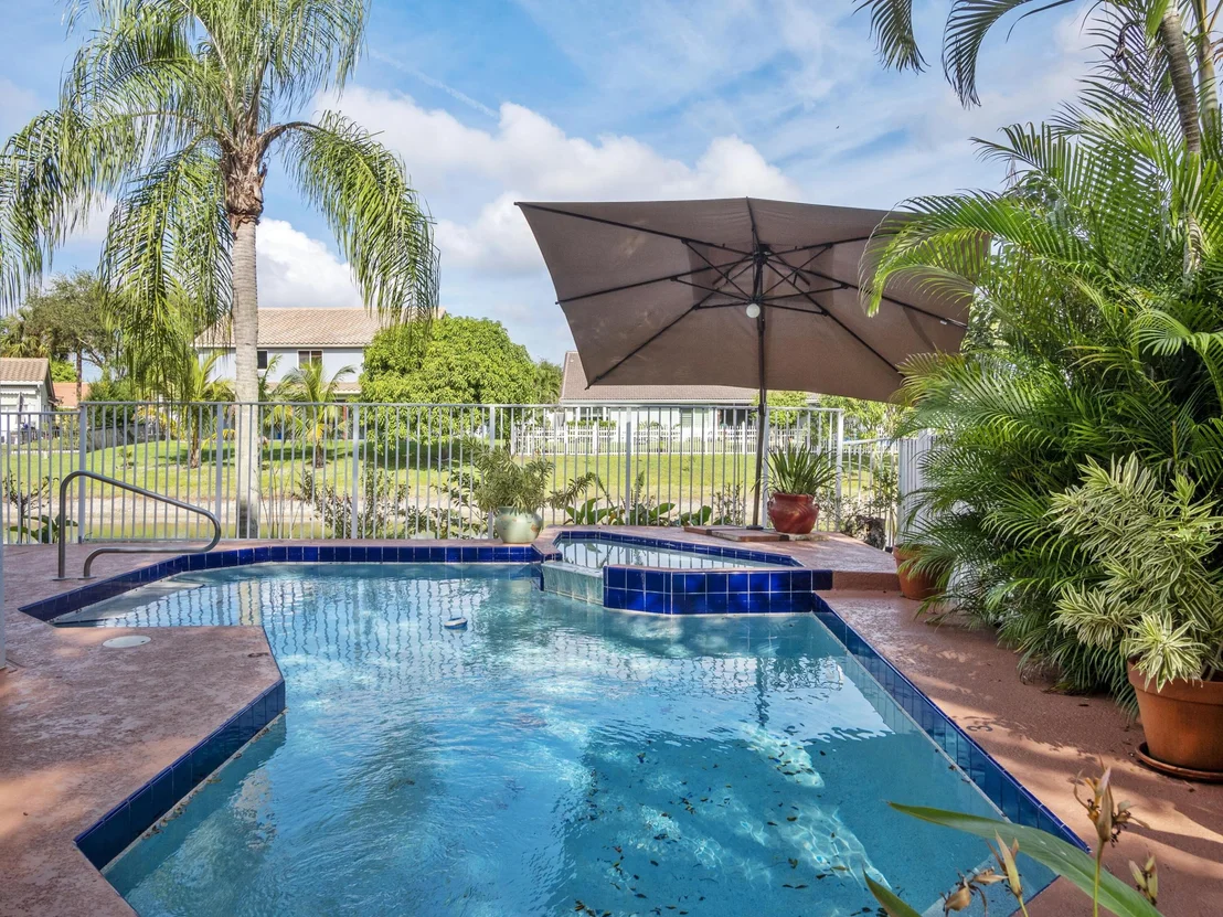 Photo of 10837 Palm Spring Drive