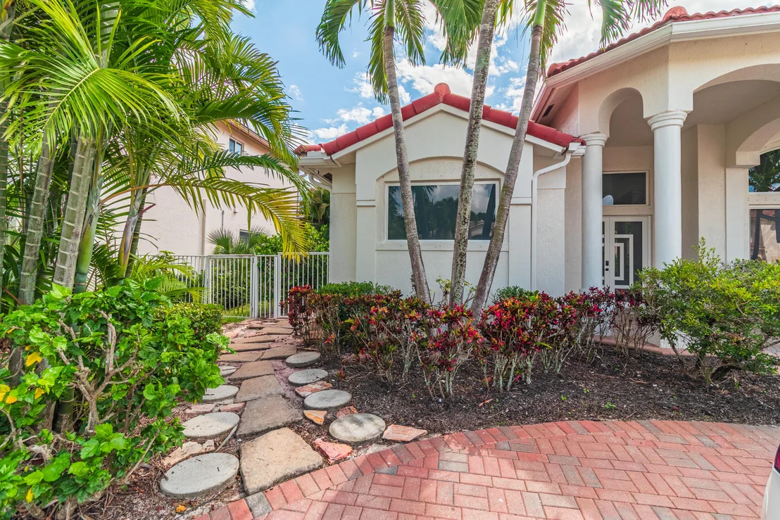 Photo of 11804 Osprey Pointe Circle