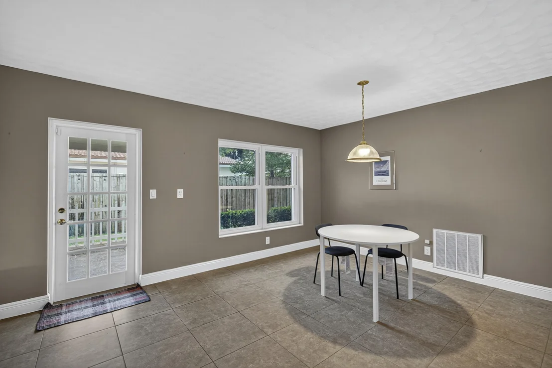 Photo of 2750 SE 3rd Street