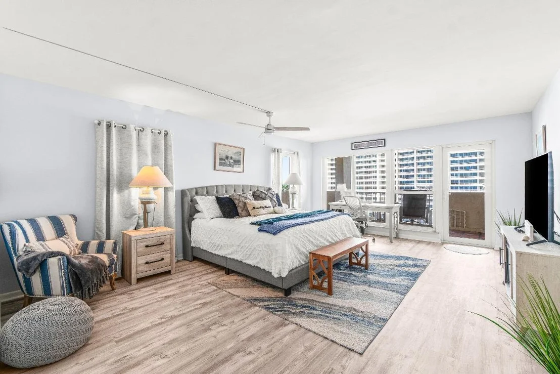 Photo of Unit 708 at 4301 N Ocean Boulevard