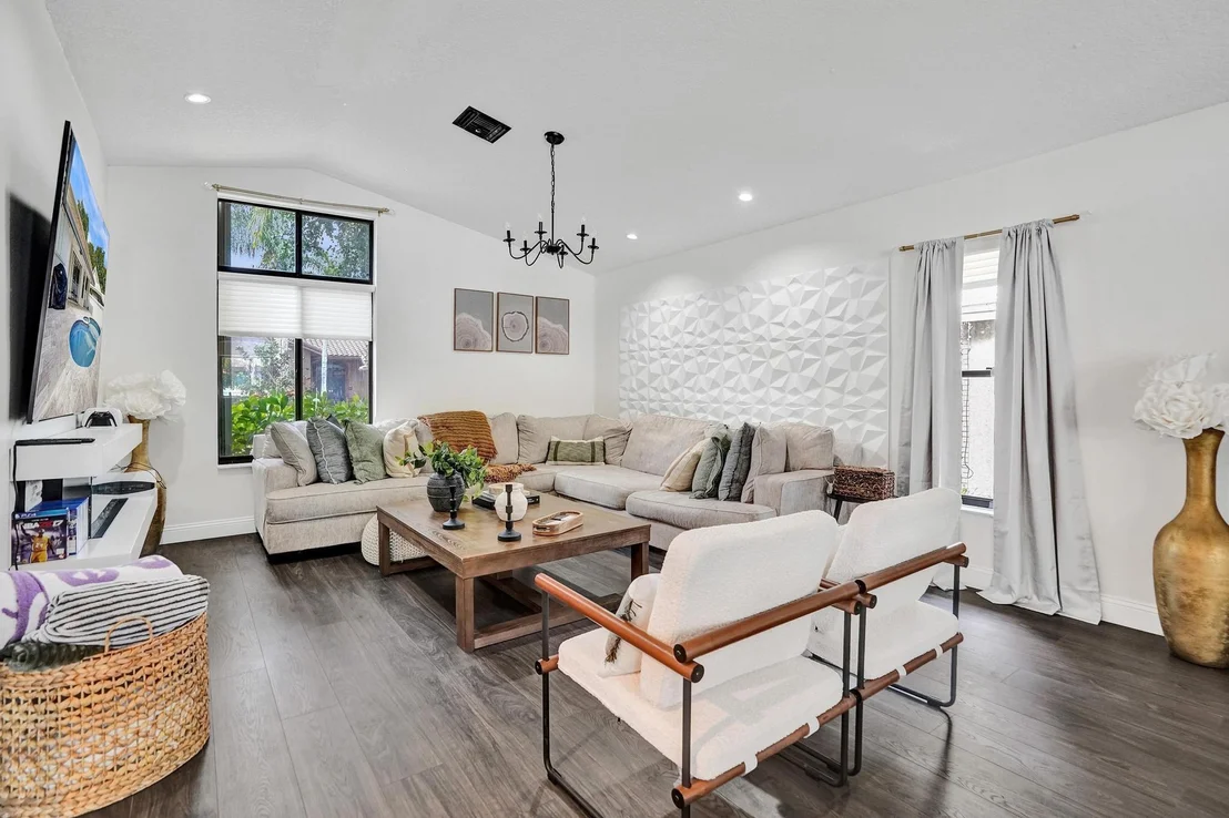 Photo of 3985 NW 73rd Way