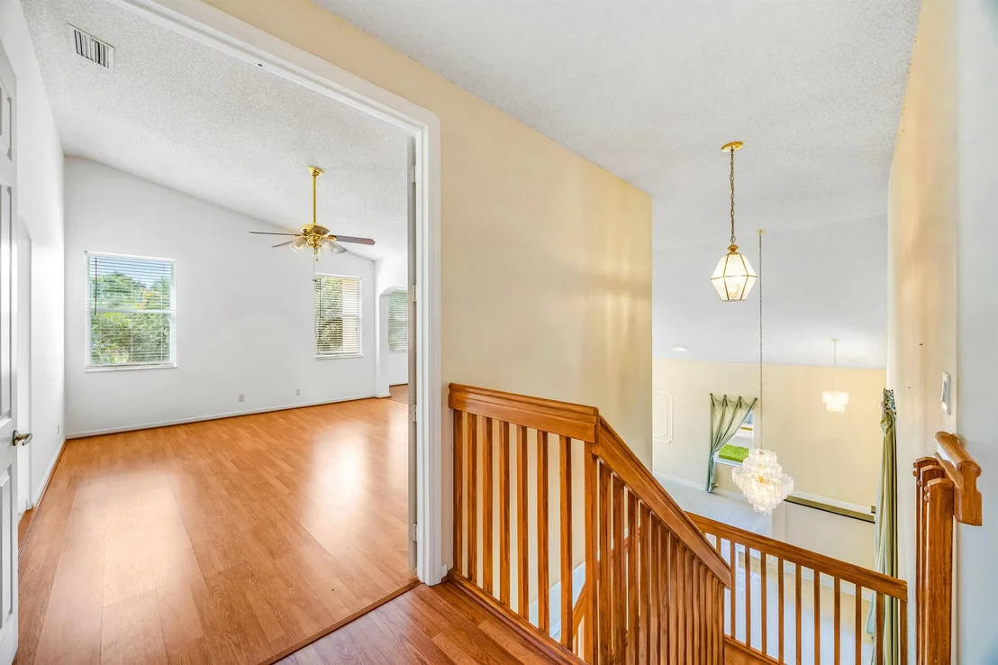 Photo of 6145 Indian Forest Circle