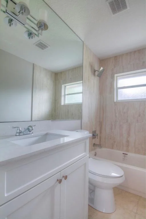 Photo of 17518 Tangerine Boulevard