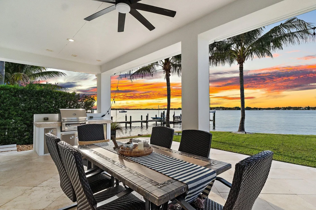 Photo of 954 Dolphin Court