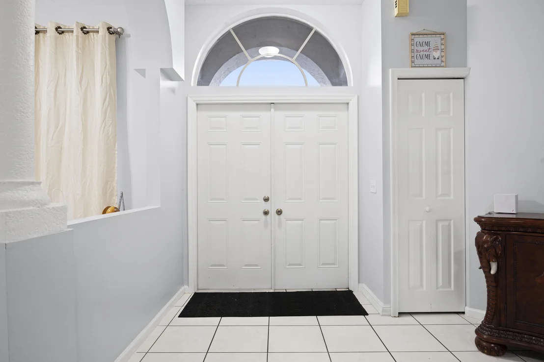 Photo of 4584 Windmill Road