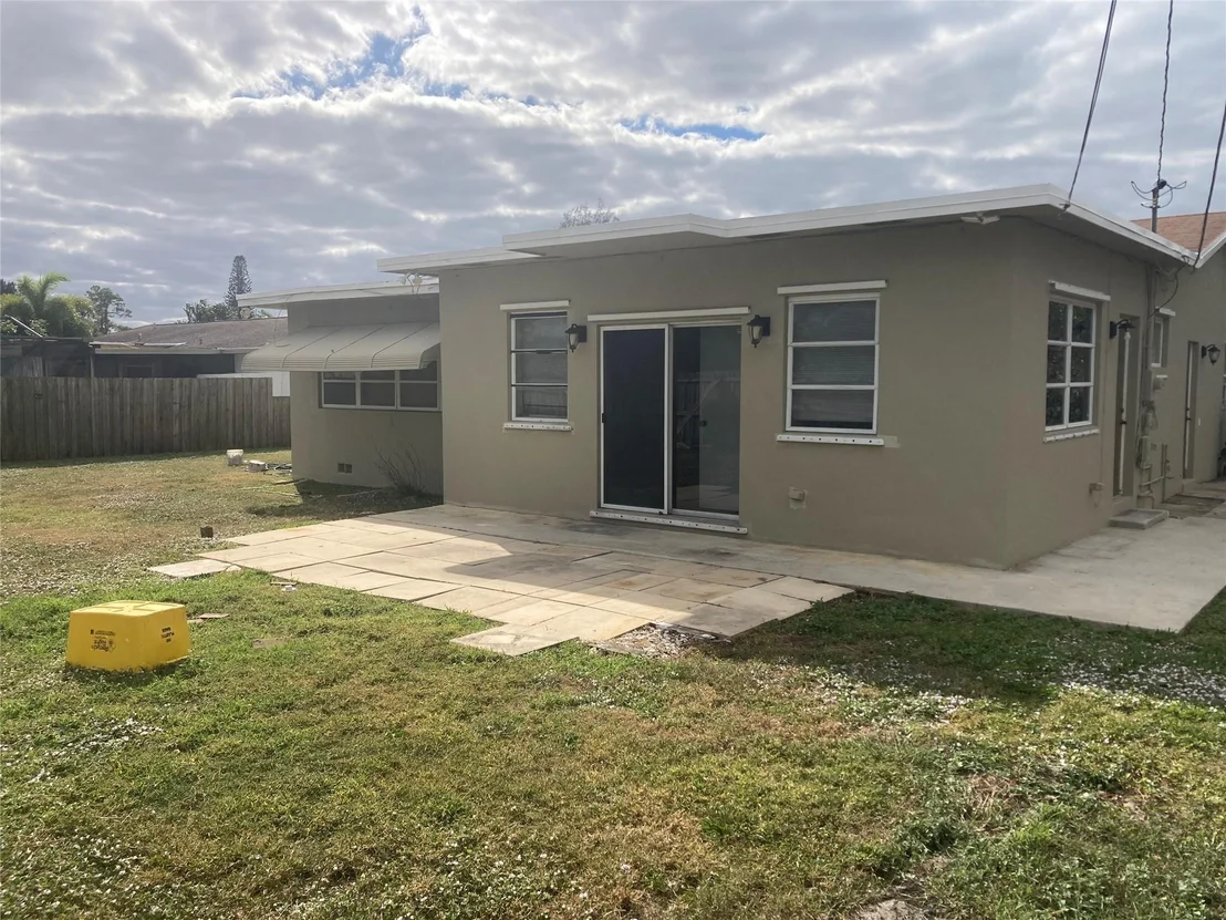 Photo of 4262 Foss Road