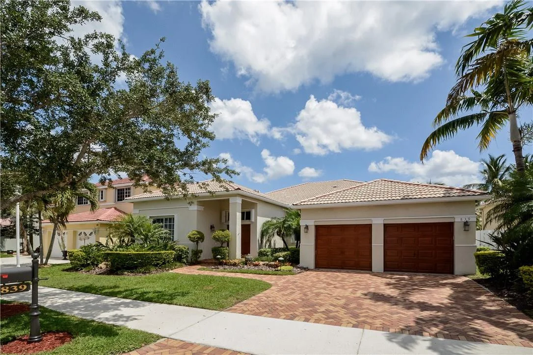 Photo of 839 Heritage Drive
