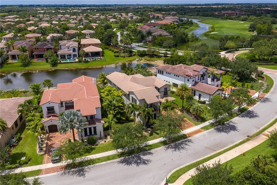 Photo of 9640 Eden Manor
