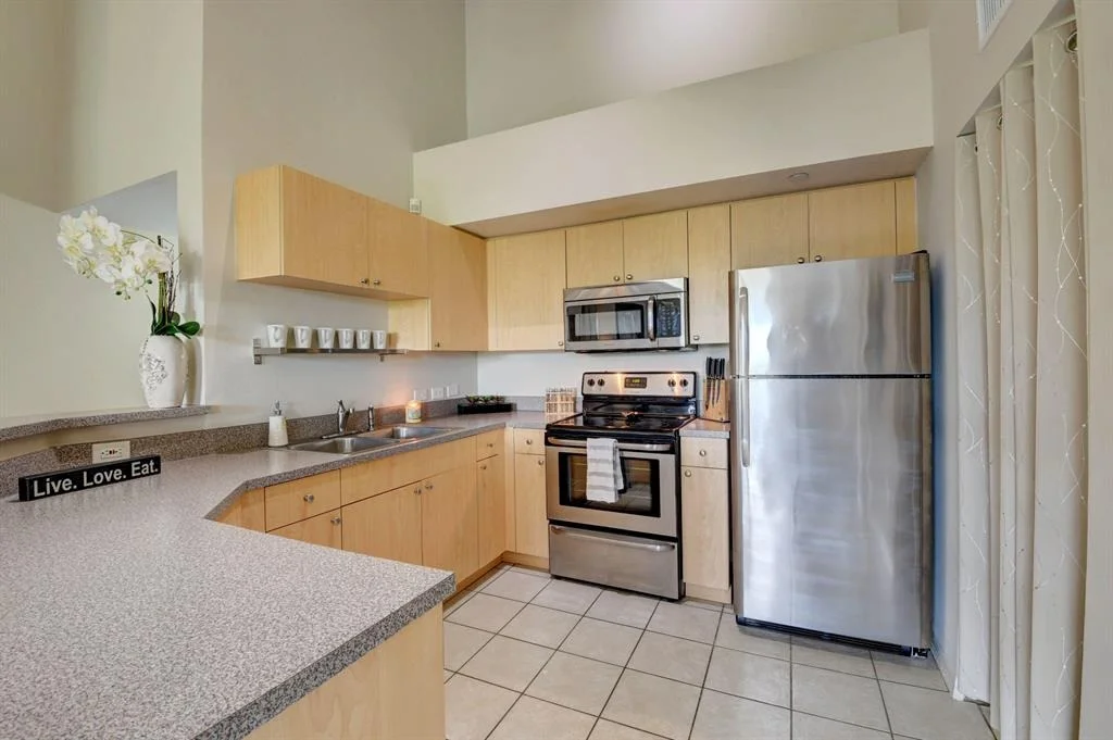 Photo of Unit 423 at 423 Villa Circle