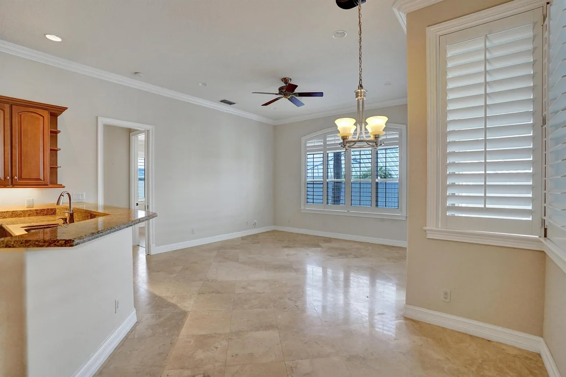 Photo of 603 N Cypress Drive