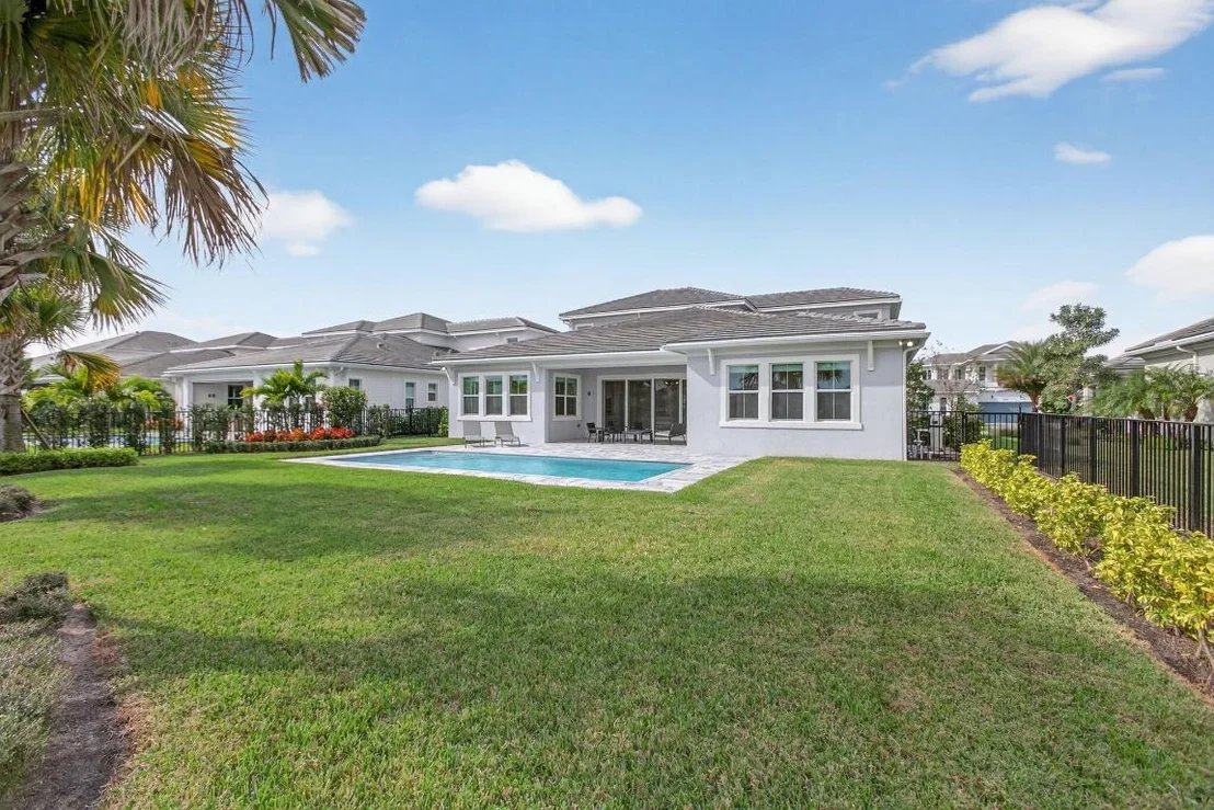 Photo of 9249 Crestview Circle