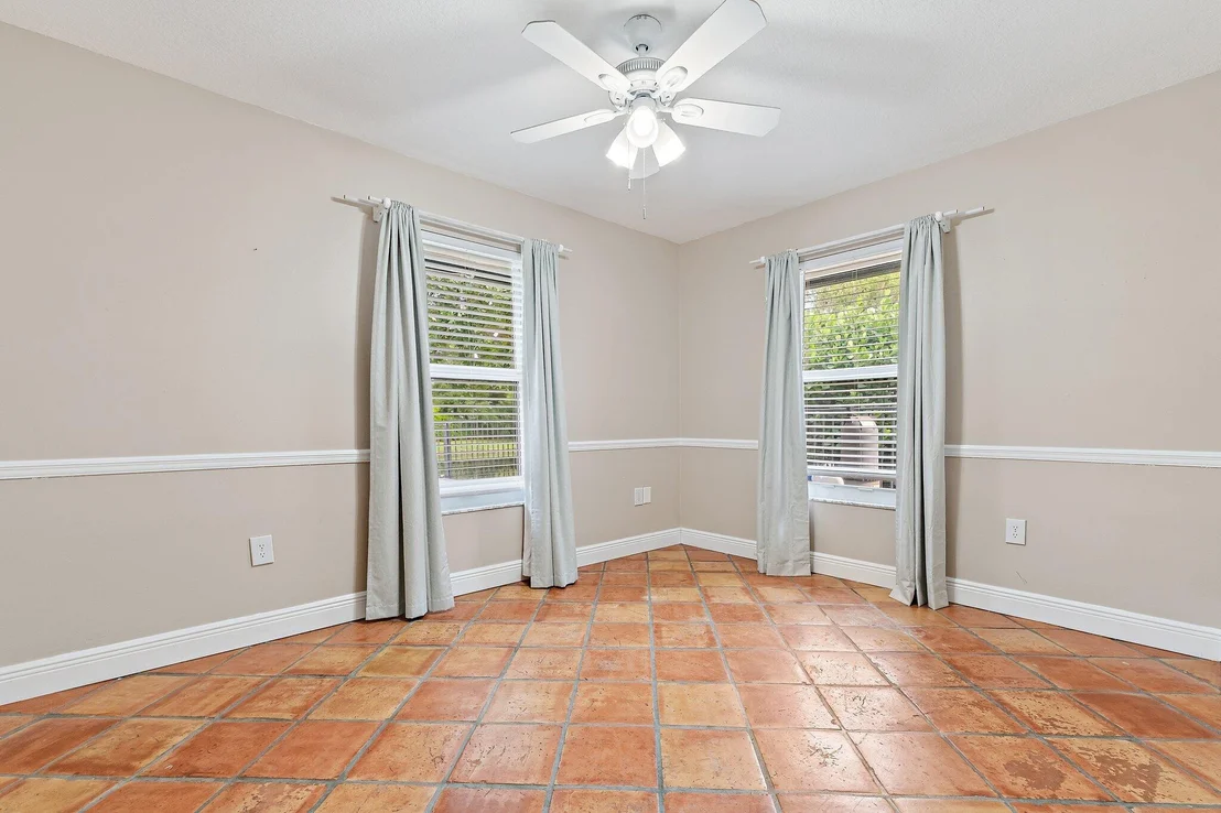 Photo of 18169 Lake Bend Drive
