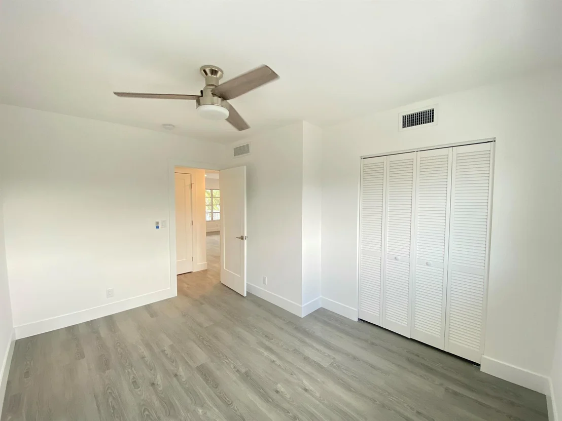 Photo of Unit 306 at 600 Pine Drive