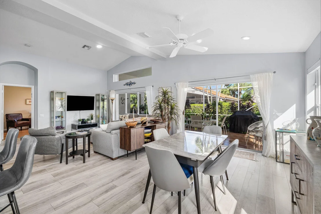 Photo of 7182 HAVILAND Circle