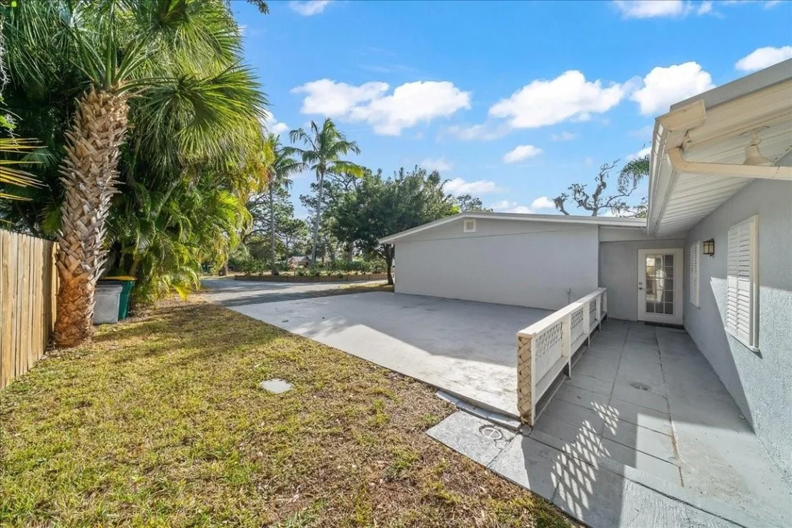 Photo of 9670 Mockingbird