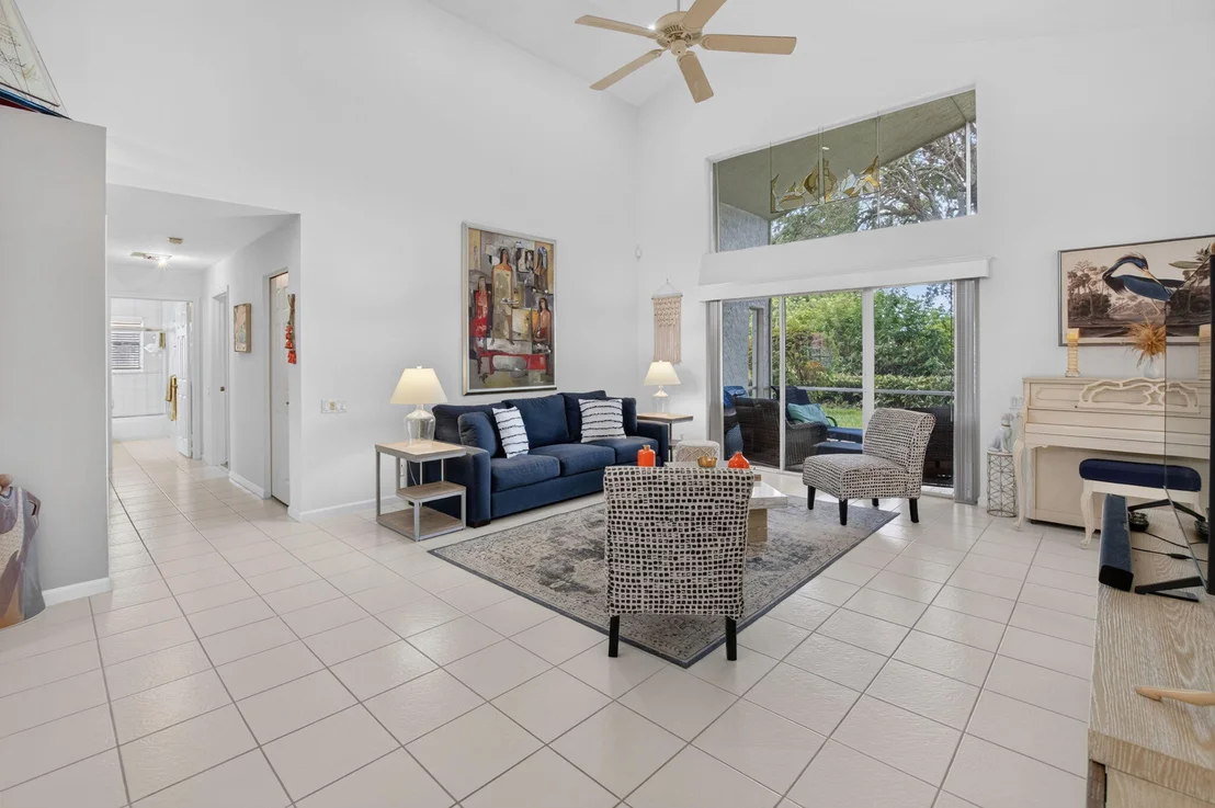 Photo of 6101 Hook Lane