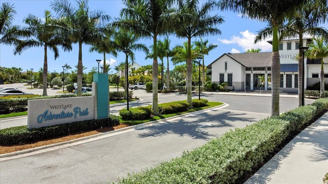 Photo of 15841 Key Biscayne Lane