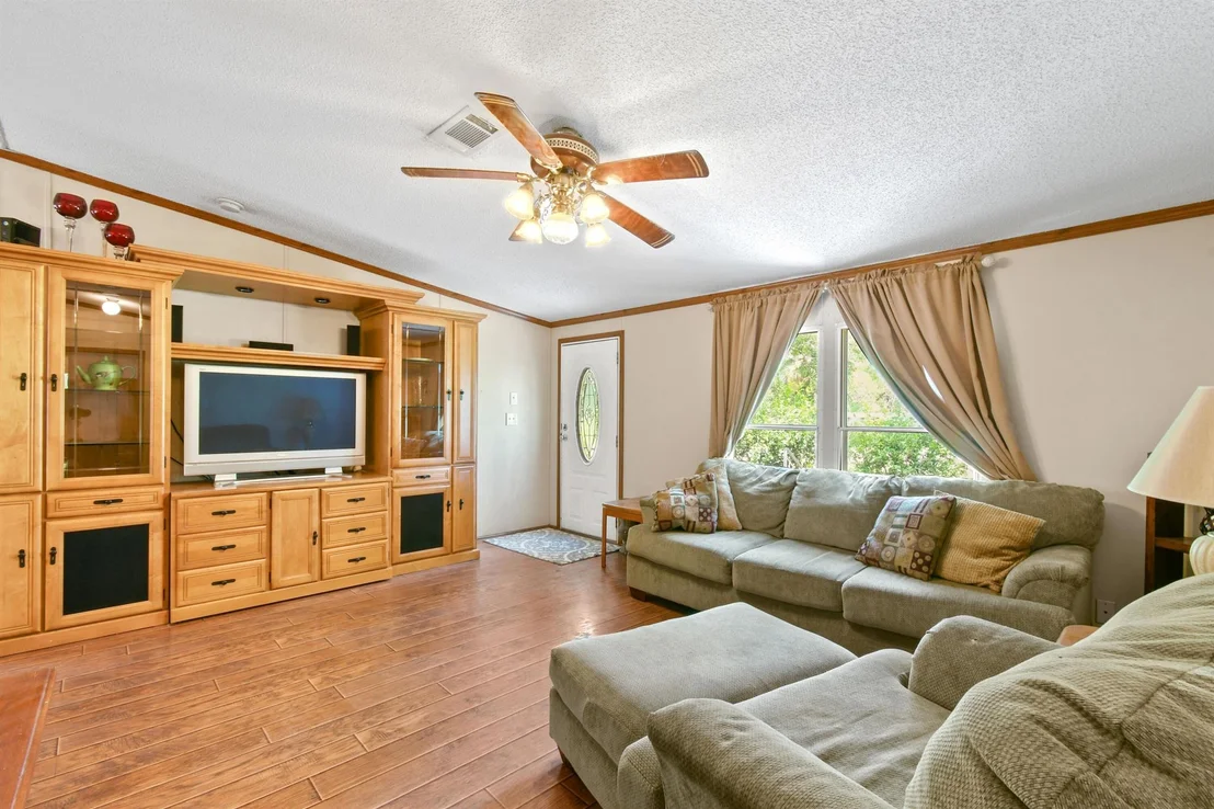 Photo of 2463 Coolidge Road