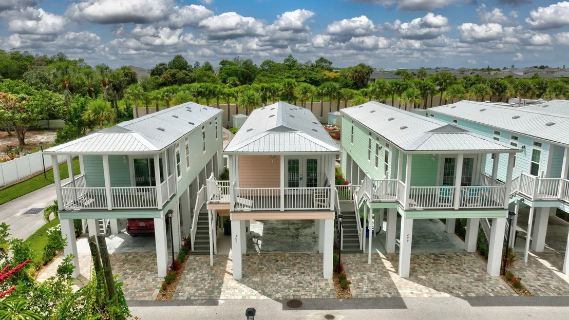 Photo of 300 NE Coastal Drive