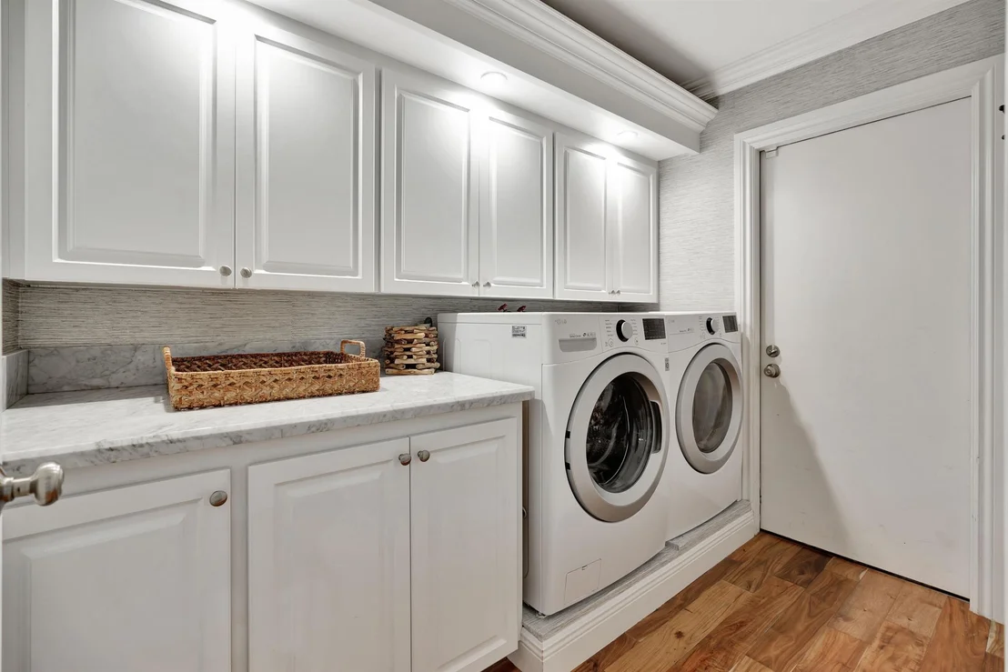 Photo of 242 E River Park Drive