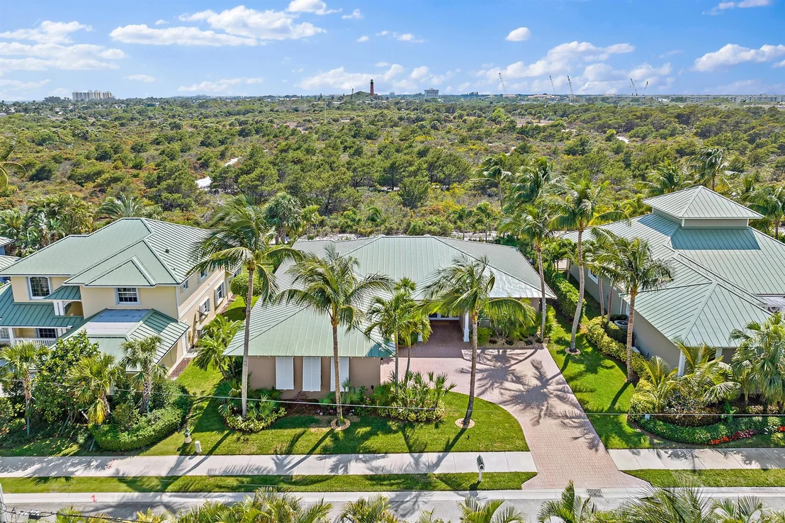Photo of 28 Coconut Lane